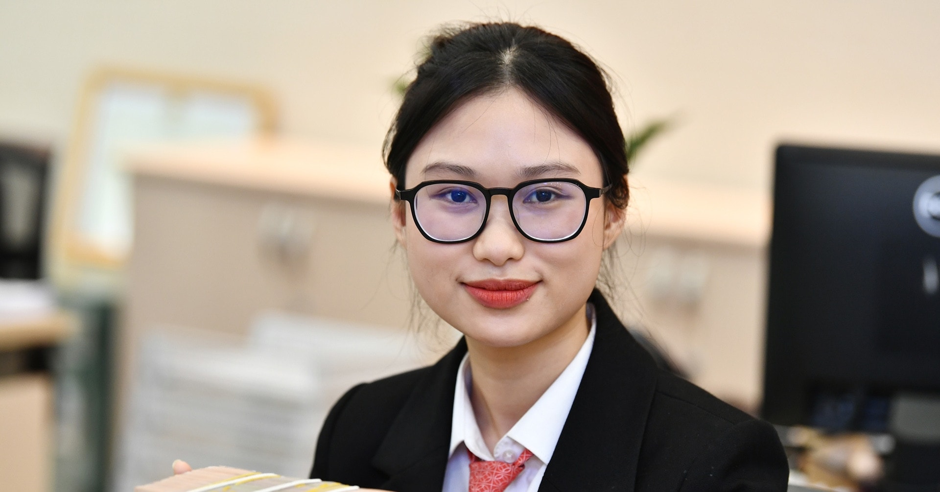 Cuộc đua lãi suất ngân hàng tiếp tục nóng lên trong ngày 24/2/2026
