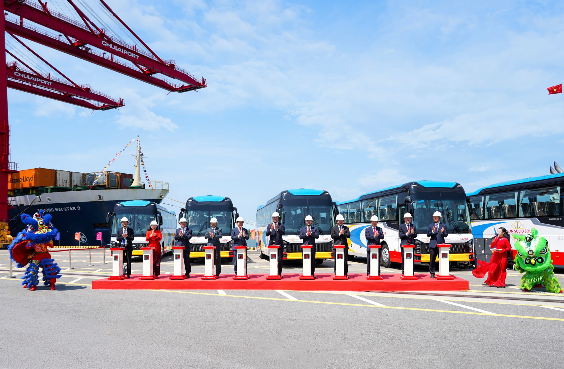 Pierwsza w tym roku ceremonia eksportu przesyłek (1)