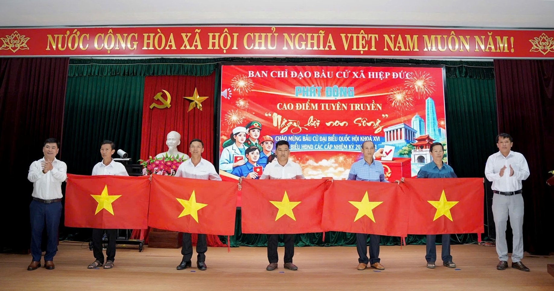 anh-3-cao-diem-bau-cu(1).jpg