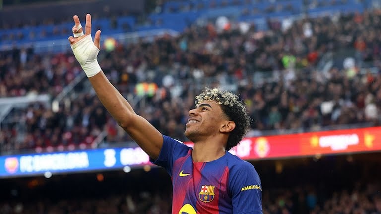 Lamine Yamal là điểm tựa vững chắc trên hàng công Barcelona.