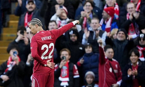 Hugo Ekitike rực sáng trong chiến thắng của Liverpool
