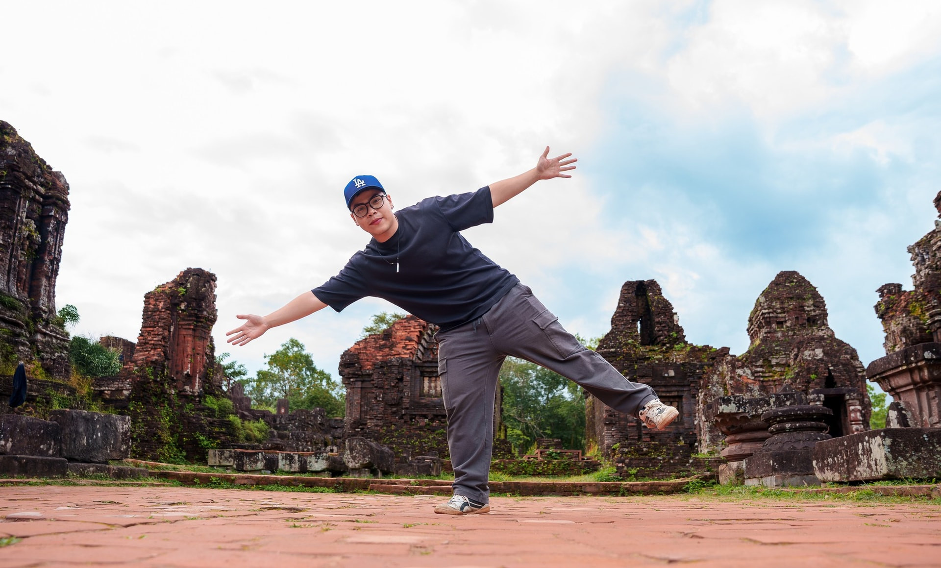 nhom-du-an-_charm_-net-duyen-van-hoa-cham_-lan-toa-khong-gian-van-hoa-tren-nen-tang-so-mot-cach-sinh-dong.jpg