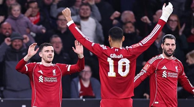Liverpool không gặp nhiều khó khăn để đánh bại Wolves.