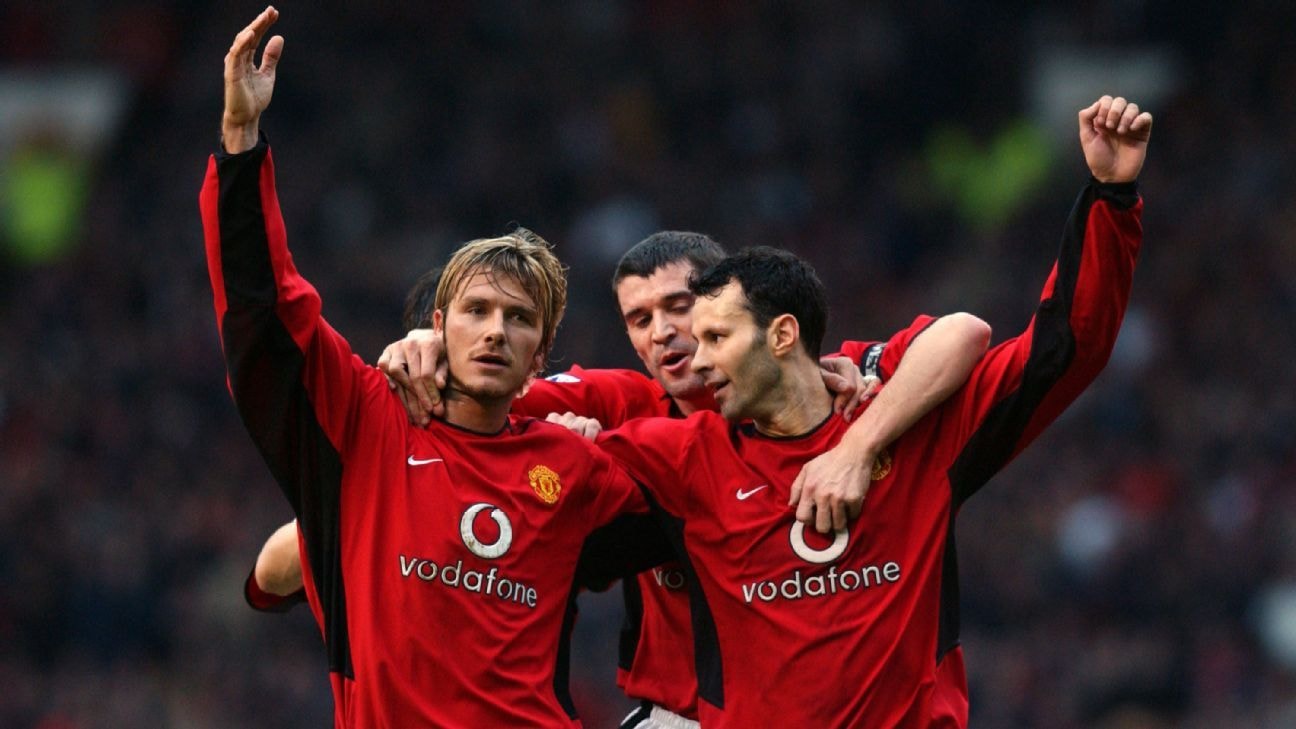 Lứa cầu thủ Class of 92 dưới sự dẫn dắt của Sir Alex Ferguson.