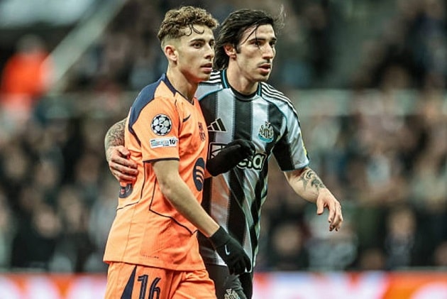 Sandro Tonali điều tiết lối chơi