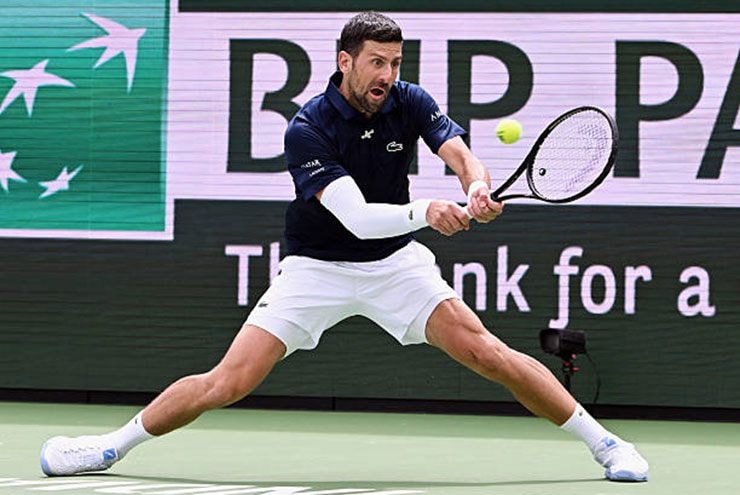 Novak Djokovic thi đấu tại vòng 4 Indian Wells