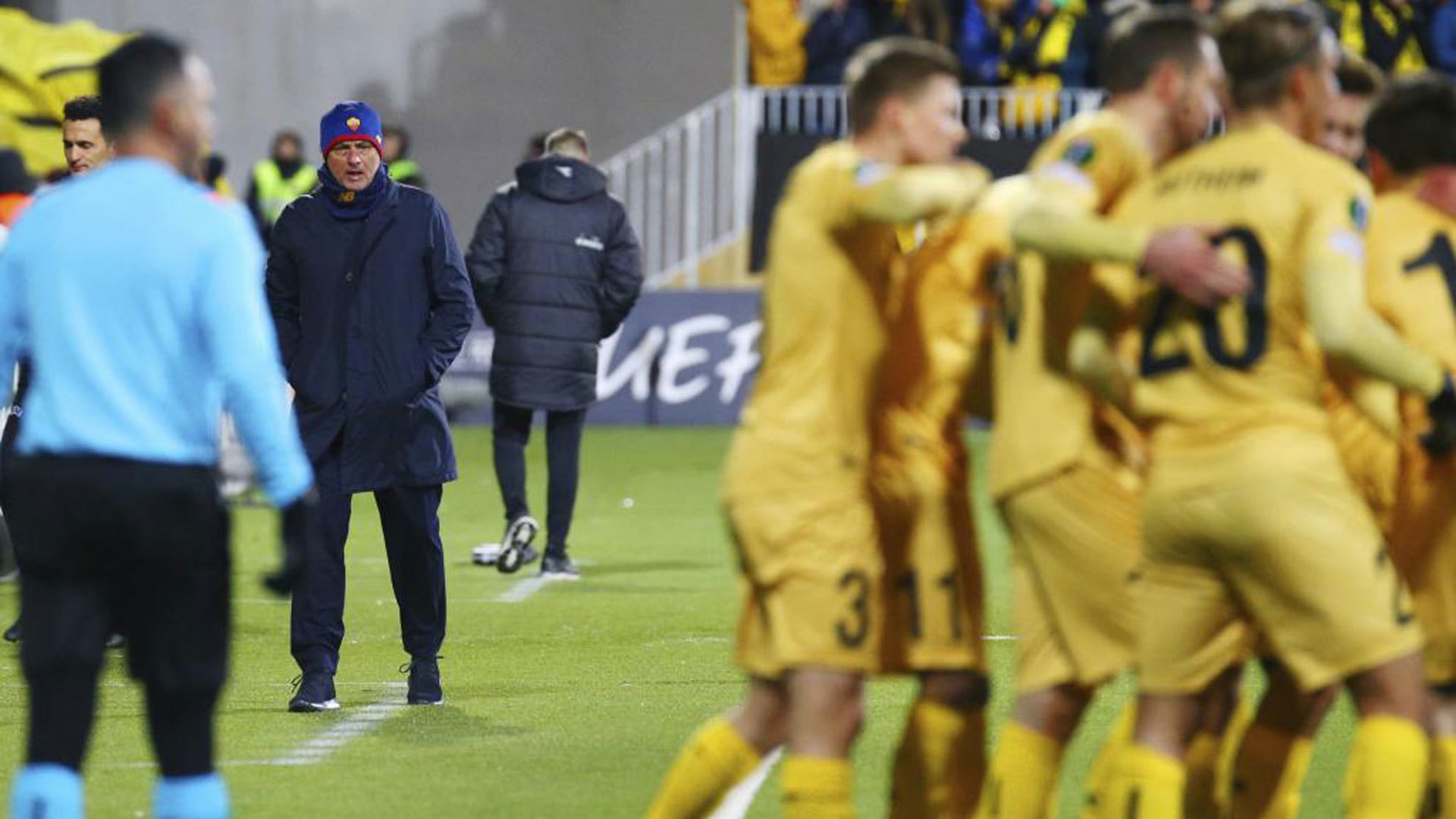 Từ Roma đến Sporting gây địa chấn.