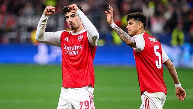 Các cầu thủ Arsenal gặp nhiều khó khăn trước lối chơi kỷ luật của Bayer Leverkusen tại nước Đức.