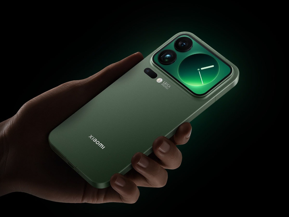 Xiaomi 18 Pro Max sở hữu màn hình phẳng kích thước 6.9 inch với viền siêu mỏng