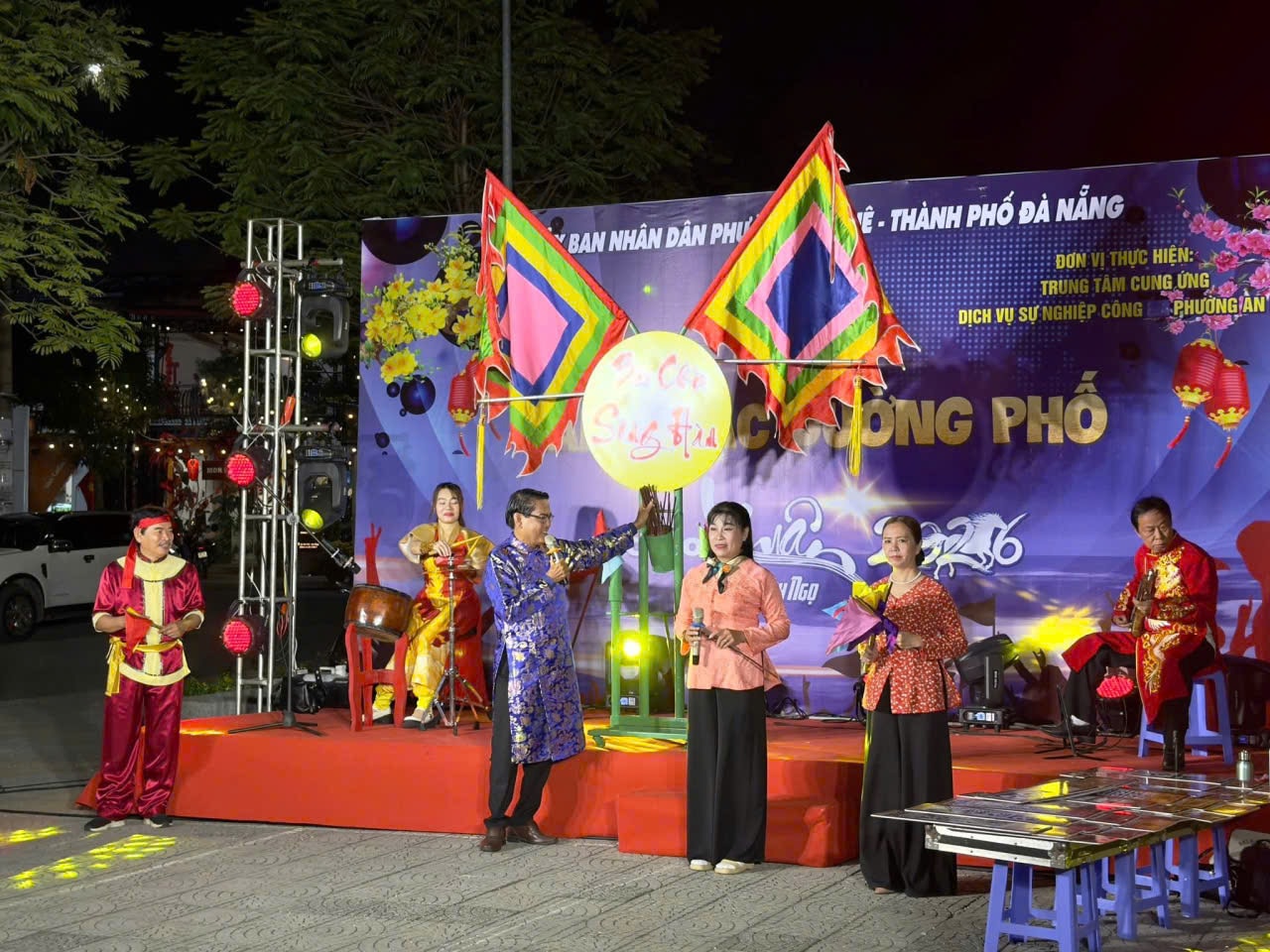 Spectacolele de cântece folclorice tradiționale vor încânta publicul în timpul Tet 2026.