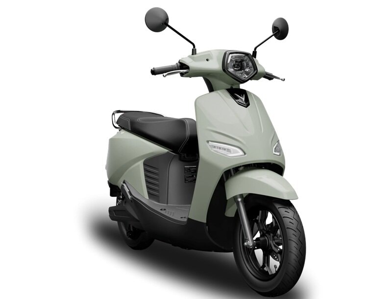 Xe máy điện VinFast Vero X màu xanh xám hiện đại