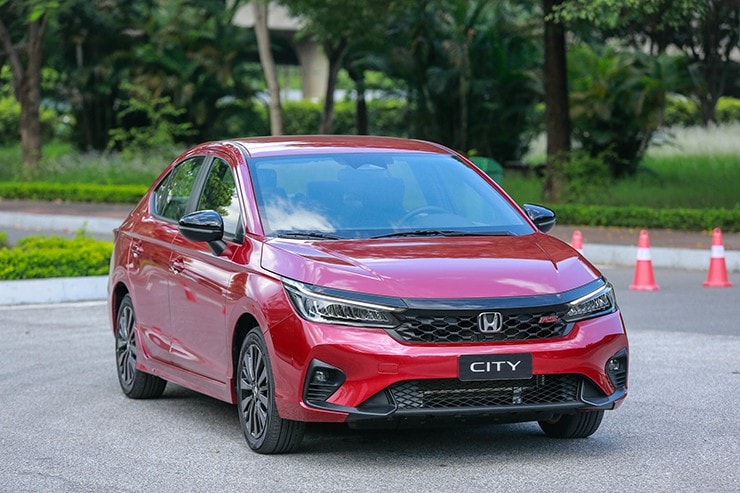 Giá xe Honda City tháng 3/2026, ưu đãi 50% phí trước bạ