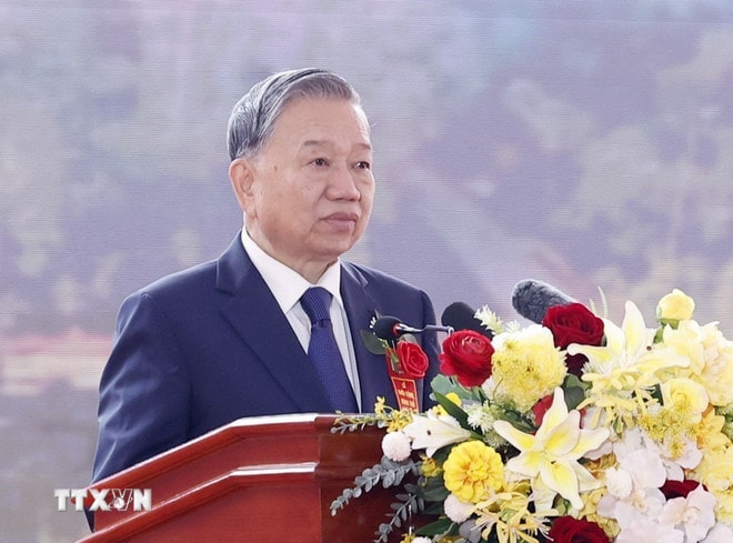 ttxvn-1903-tong-bi-thu-khoi-cong-truong-noi-tru-bien-gioi-2.jpg