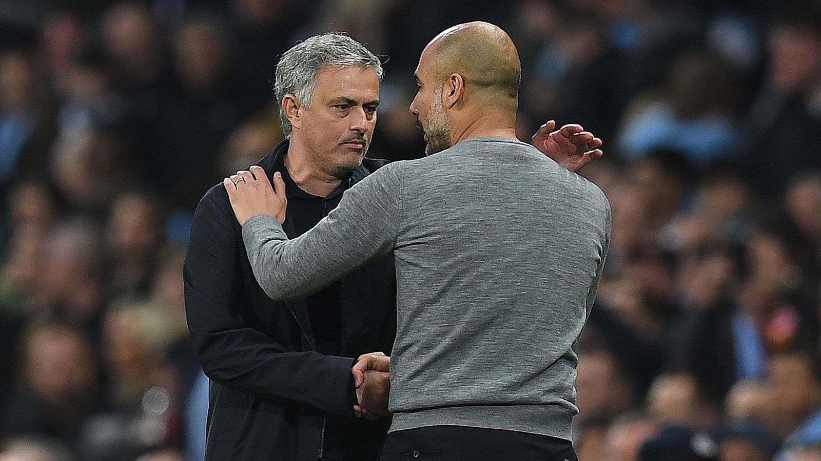 Pep Guardiola và Jose Mourinho đại diện cho hai triết lý bóng đá đối lập