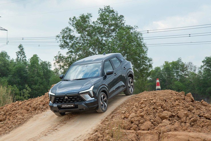 Mitsubishi Xforce phiên bản thương mại với thiết kế hiện đại