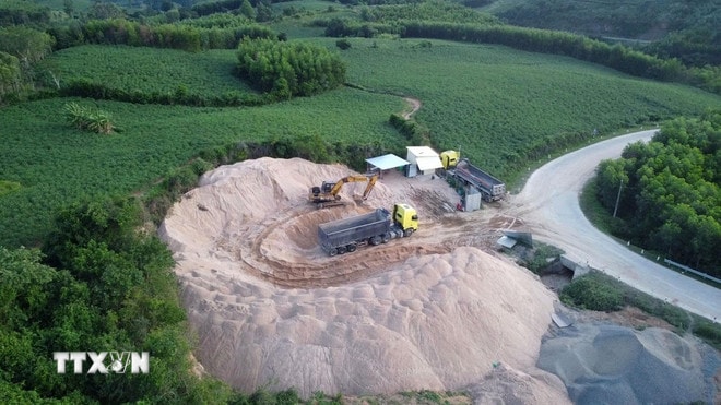 ttxvn-vat-lieu-xay-dung.jpg
