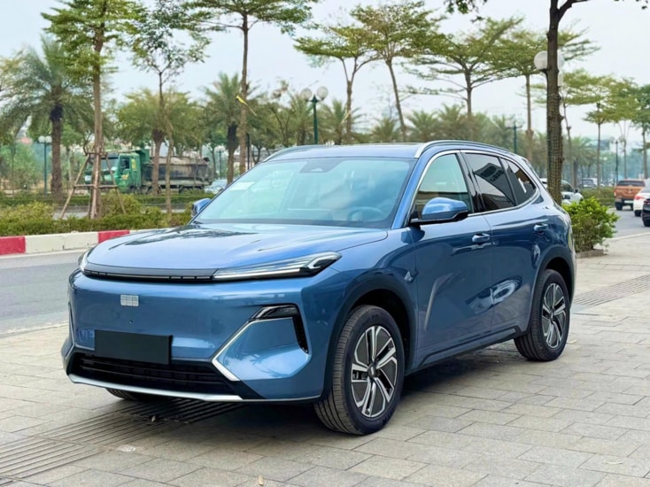 Mẫu SUV Geely EX5 EM-i