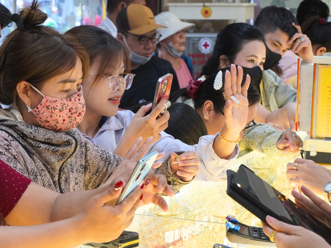 Giá vàng hôm nay 26/3/2026: Giá vàng SJC DOJI BTMC, giá vàng nhẫn 24K, vàng thế giới