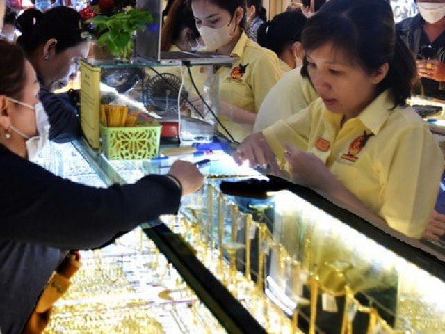 Giá vàng hôm nay 26/03/2026 ghi nhận sự ổn định