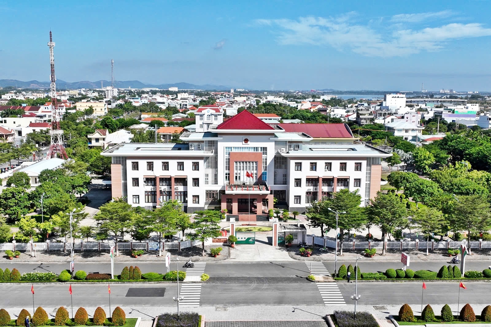 Nui Thanh Commune Administrative Center