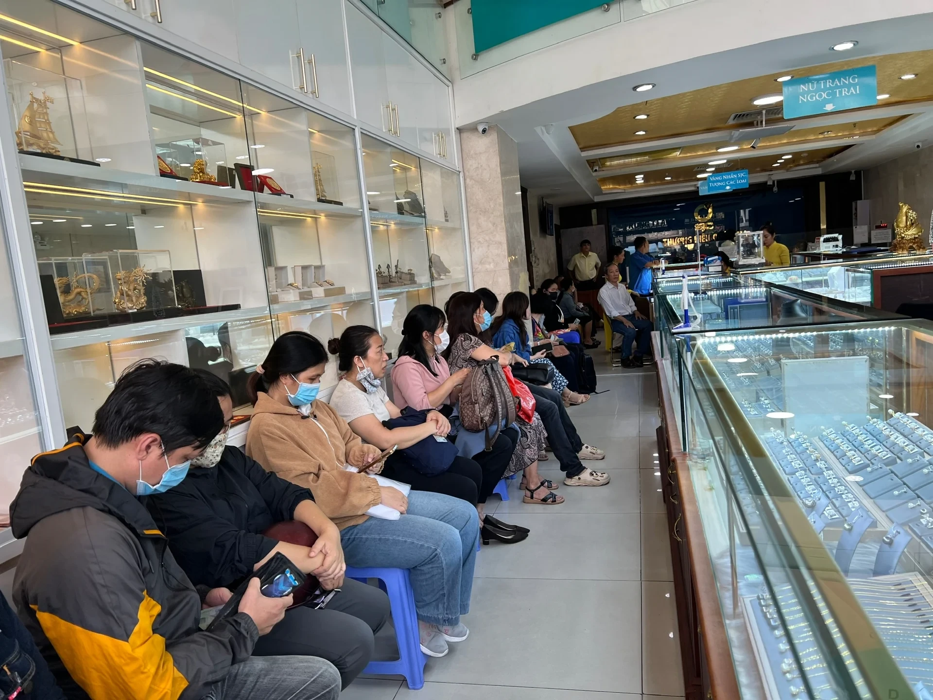 Chốt giá vàng chiều nay 29/3/2026: Giá vàng SJC DOJI, vàng nhẫn 24K BTMC, vàng thế giới