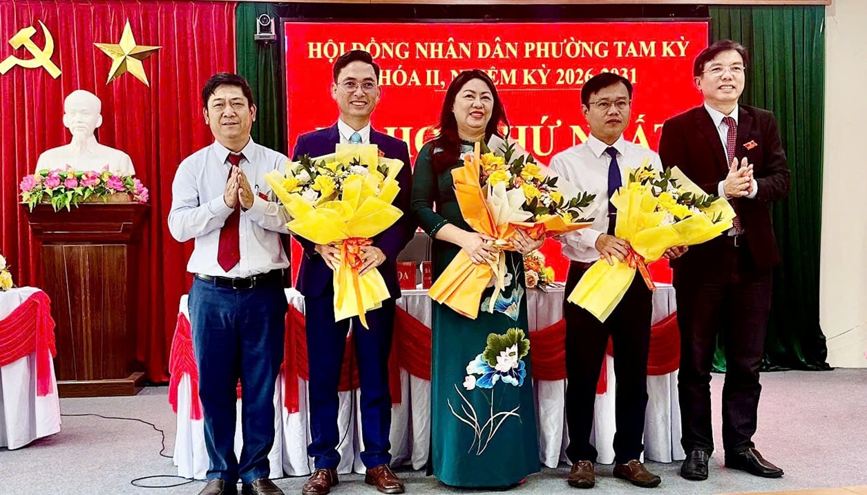 ba-nguyen-thi-thu-lan-giua-tai-dac-cu-chuc-danh-chu-tich-hdnd-phuong-tam-ky-khoa-ii-nhiem-ky-2026-2031(1).jpg