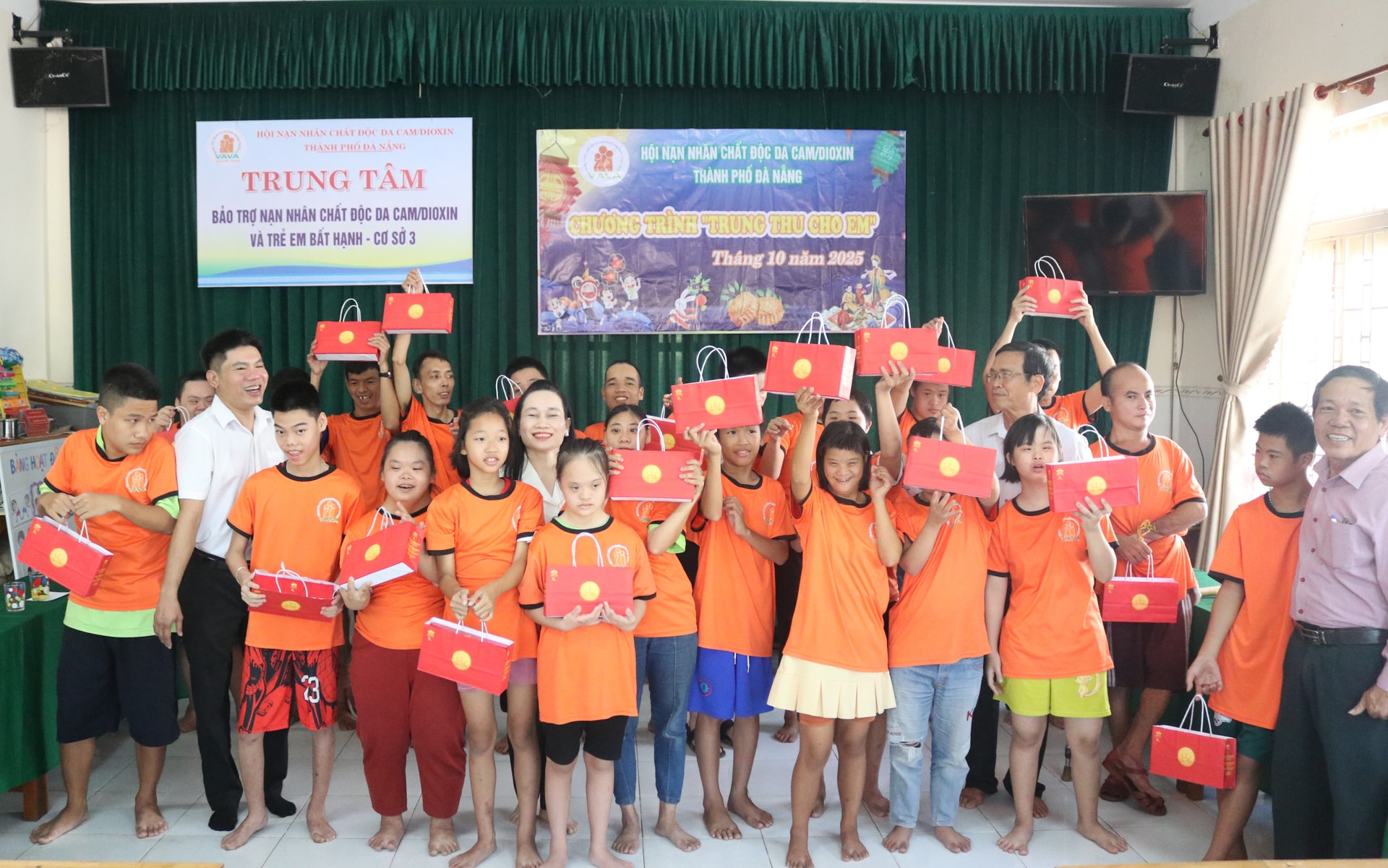 Niềm vui của những 