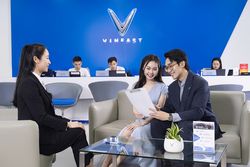 Xưởng dịch vụ VinFast chuyên nghiệp với quy trình tiếp nhận xe nhanh chóng