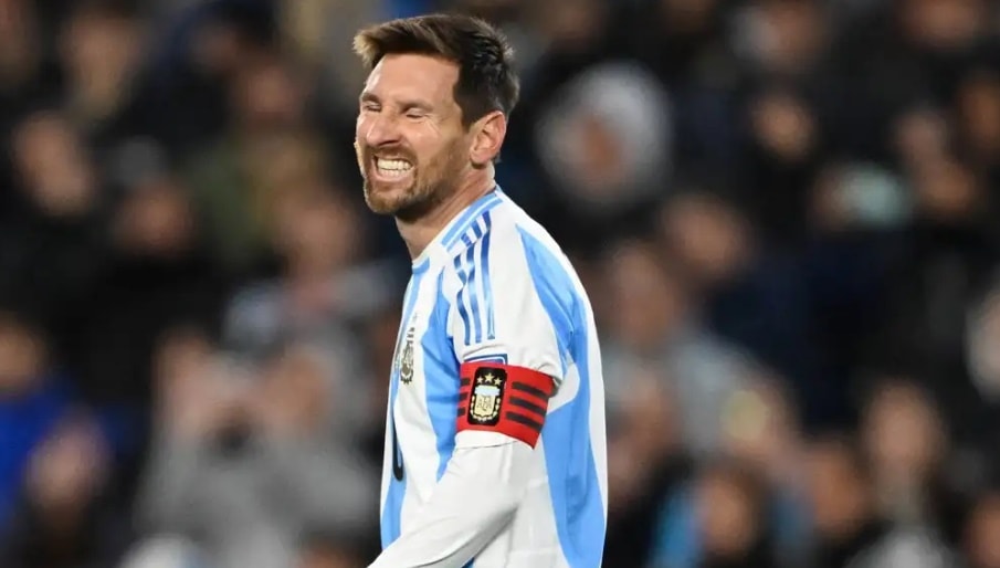 Vấn đề tuổi tác có thể khiến Messi không đảm bảo được thời gian ra sân.