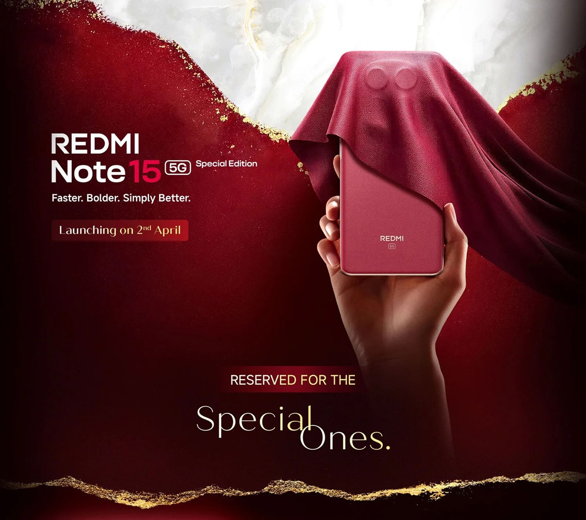 Cận cảnh độ mỏng của Redmi Note 15 SE phiên bản màu tiêu chuẩn