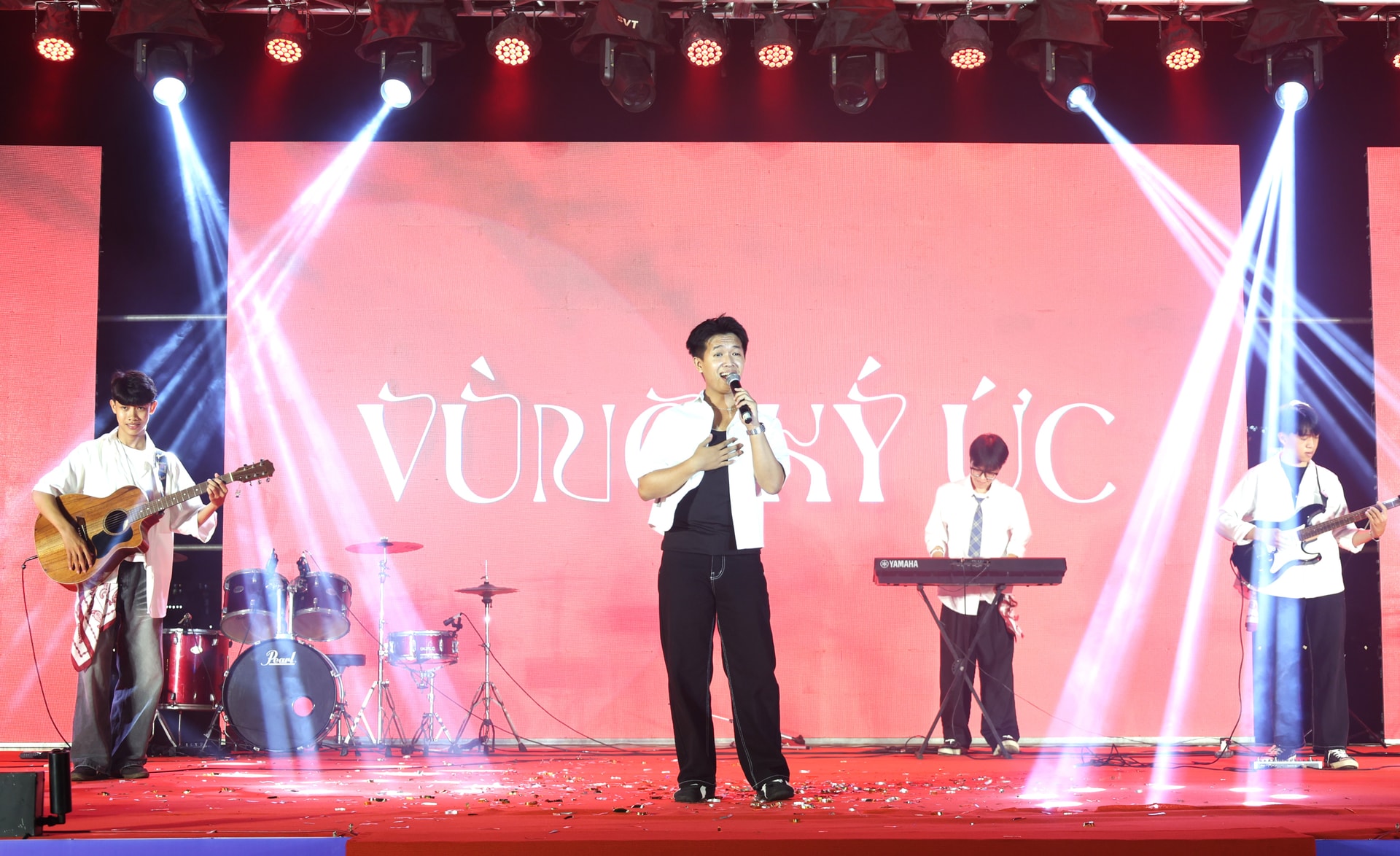 d.jpg