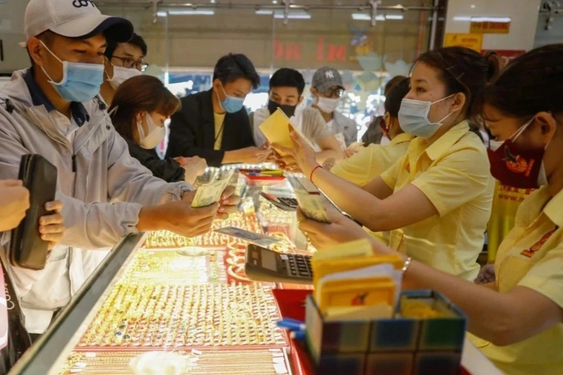 Giá vàng chiều nay 4/4/2026: Vàng SJC, vàng nhẫn BTMC, BTMH, Doji, Phú Quý