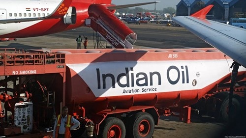 Ấn Độ tăng giá nhiên liệu hàng không và LPG thương mại
