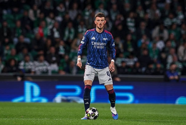 Hậu vệ phải Ben White là người có điểm số cao nhất hàng phòng ngự Arsenal.