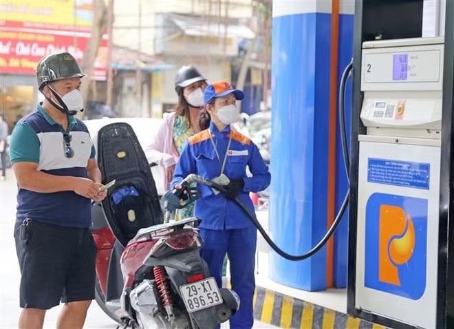 Một cây xăng trên phố Trần Hưng Đạo (Hà Nội). (Ảnh: Trần Việt/TTXVN)