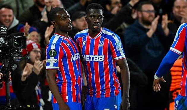 Ismaila Sarr ghi bàn ấn định tỷ số 3-0 cho Crystal Palace