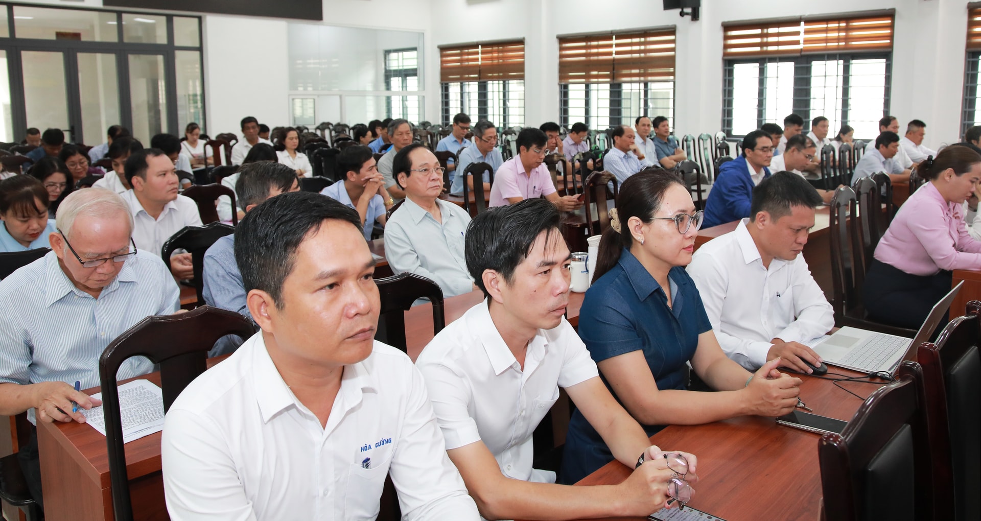 DAI BIEU HCUONG