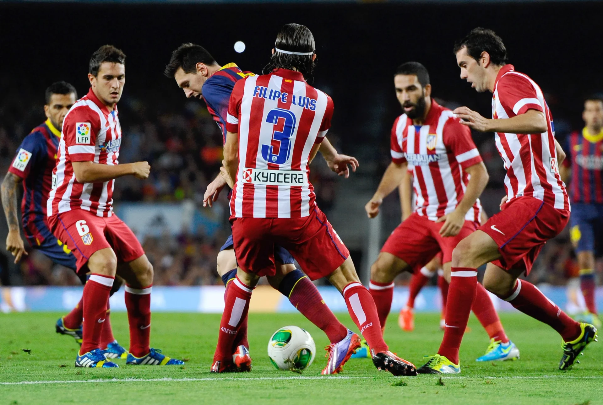 Các cầu thủ Atletico Madrid ăn mừng chức vô địch La Liga 2014.