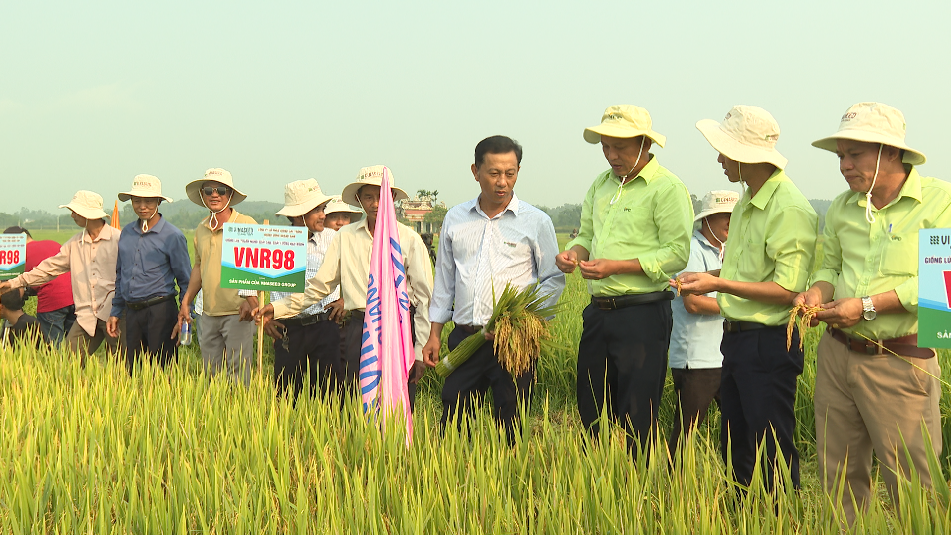 vanhai9871.mxf.03_55_20_21.still001.png