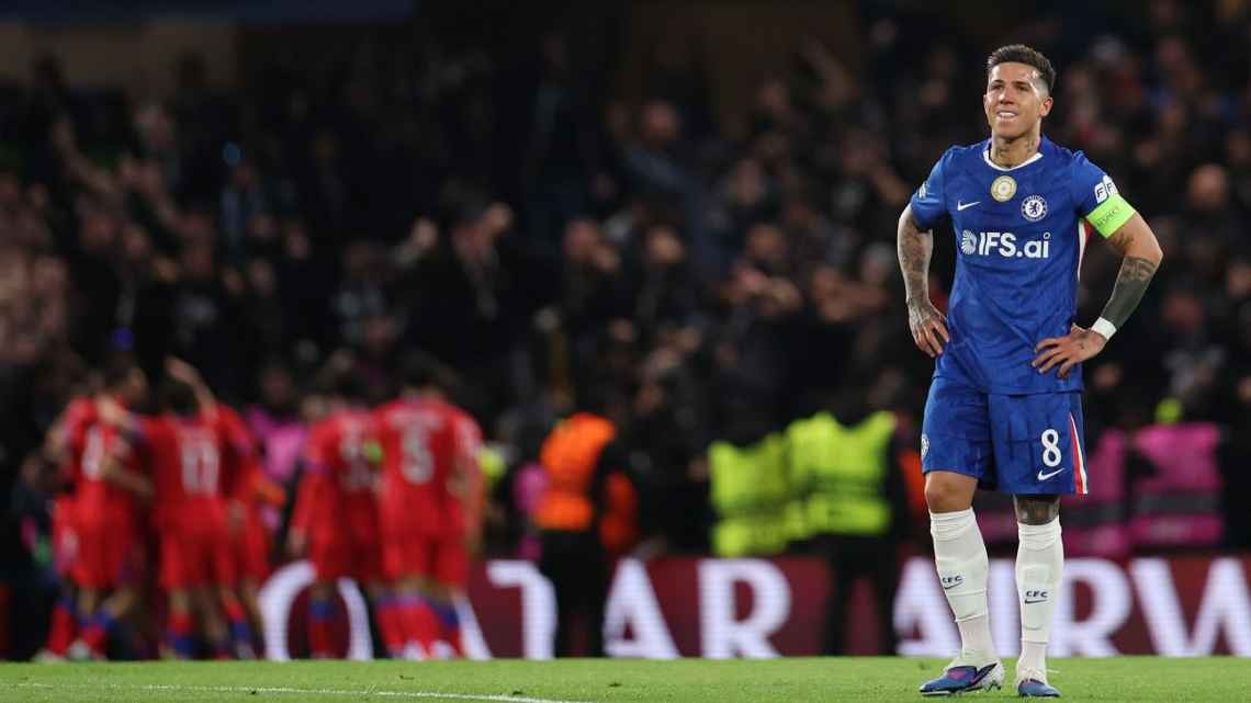 Chuỗi phong độ yếu kém khiến Chelsea rơi xuống vị trí thứ 7 trên bảng xếp hạng.