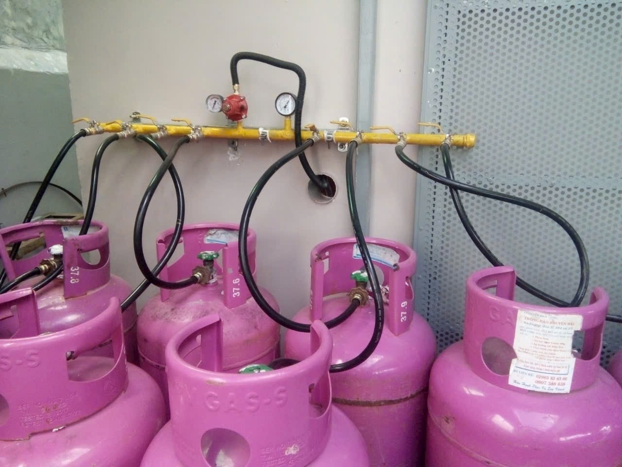 Giá gas hôm nay 24/4/2026: 550.000 - 654.500 đồng/bình 12kg