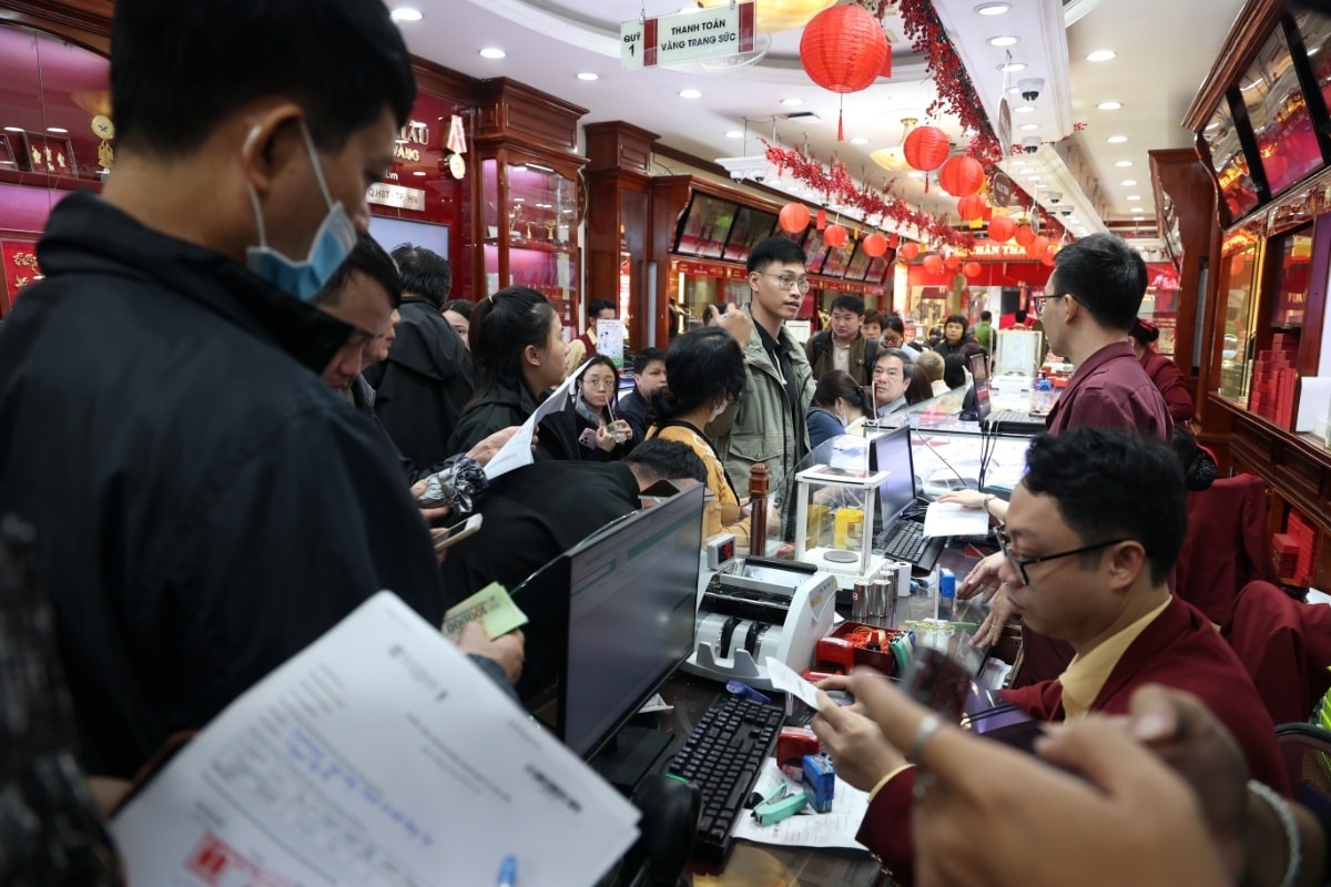 Giá vàng hôm nay 25/4/2026: Giá vàng SJC, nhẫn 9999 và vàng thế giới thứ 7