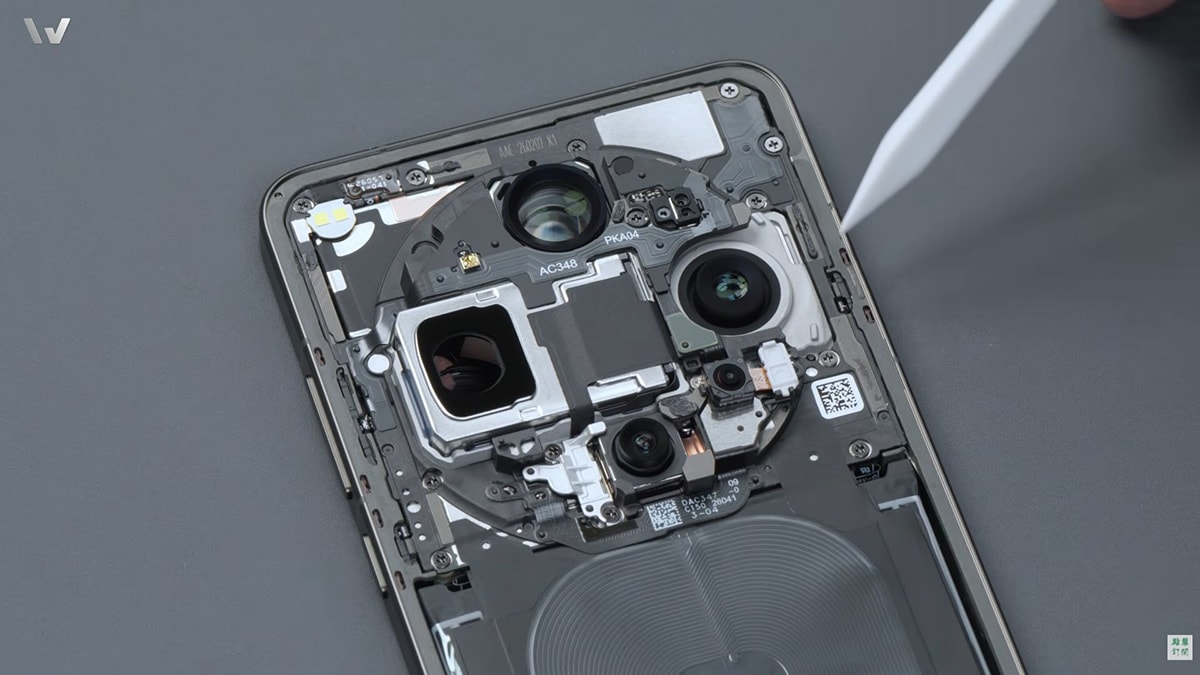 Cận cảnh các cảm biến bên trong cụm camera OPPO Find X9 Ultra
