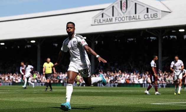 Ryan Sessegnon ghi bàn thắng duy nhất giúp Fulham giành 3 điểm trước Aston Villa