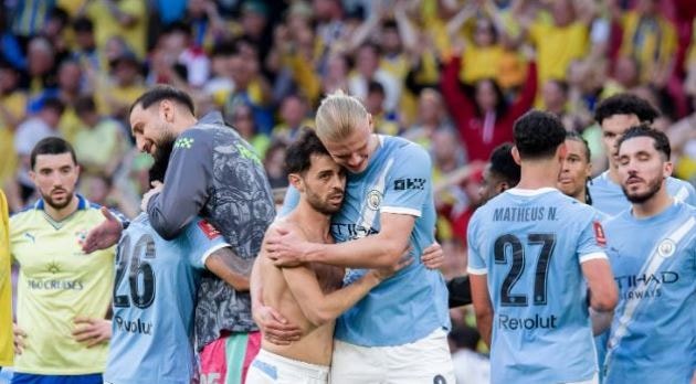 Bản lĩnh của Man City lên tiếng đúng lúc.
