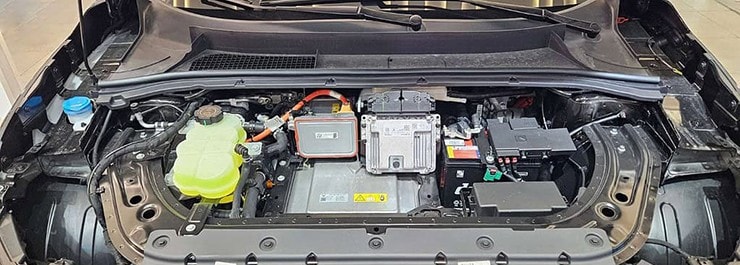 Khối động cơ điện trên VinFast VF 9 cho khả năng tăng tốc ấn tượng từ 0-100 km/h chỉ trong 6,5 giây.