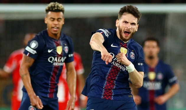 Trận cầu kịch tính giữa PSG và Bayern Munich với 9 bàn thắng được ghi.