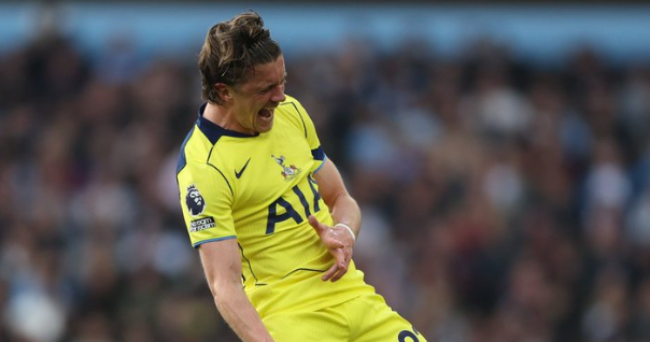 Gallagher ghi bàn mở tỷ số cho Tottenham