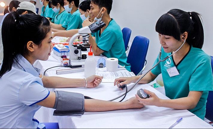 Từ năm 2026, tổ chức khám sức khỏe định kỳ miễn phí cho người dân- Ảnh 1. Từ năm 2026, tổ chức khám sức khỏe định kỳ miễn phí cho người dân- Ảnh 1.