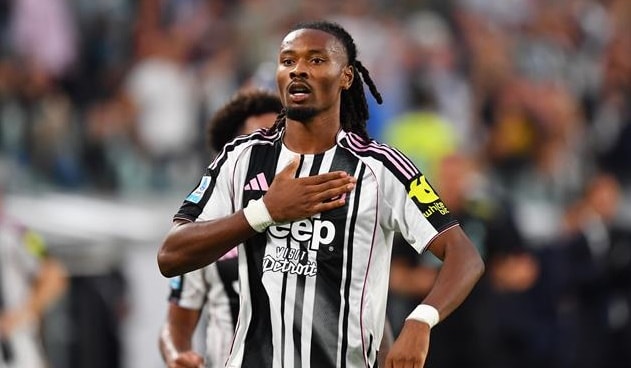 Khephren Thuram trong màu áo Juventus, mục tiêu lâu năm của đội chủ sân Anfield.